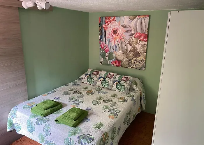 Estudio En La Playa De Calafell. Barcelona